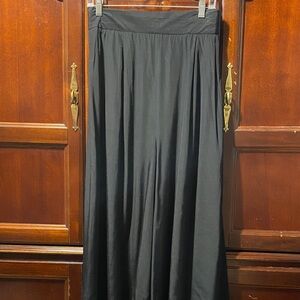 Fitting Image black pair of Culottes size 26W black shinny material